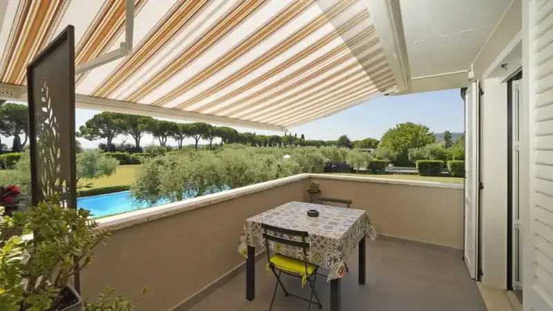 Dreizimmerwohnung mit Seeblick in Padenghe sul Garda zu verkaufen, Padenghe sul Garda