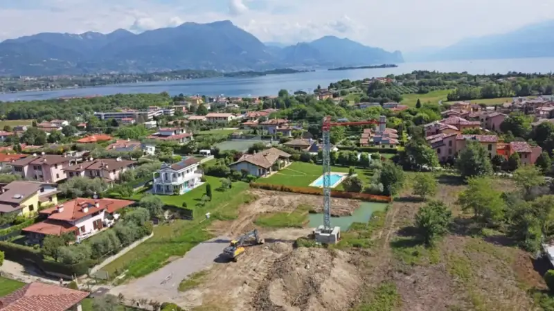Neue Villen zu verkaufen in Manerba, Manerba del Garda