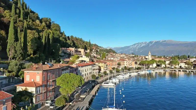 Exklusives Penthouse mit atemberaubendem Blick über den Golf von Maderno, Toscolano Maderno