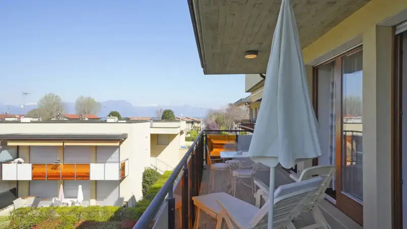 Trilocale con Vista Lago in Vendita a Lugana, Sirmione, Sirmione