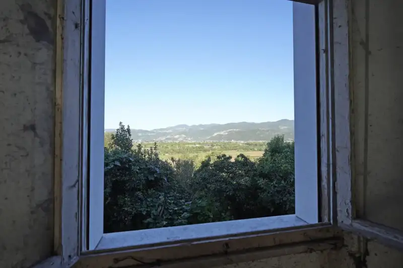 Großes Landhaus zu verkaufen in Calvagese, Calvagese della Riviera
