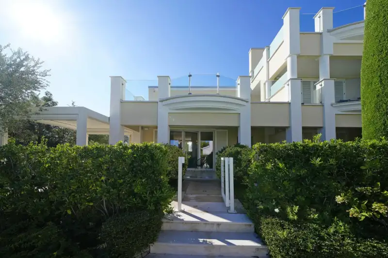 Exklusive Immobilie mit Seeblick zum Verkauf in Peschiera del Garda, Peschiera del Garda