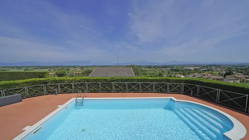 Elegante Villetta con Vista Lago a Peschiera del Garda, Peschiera del Garda