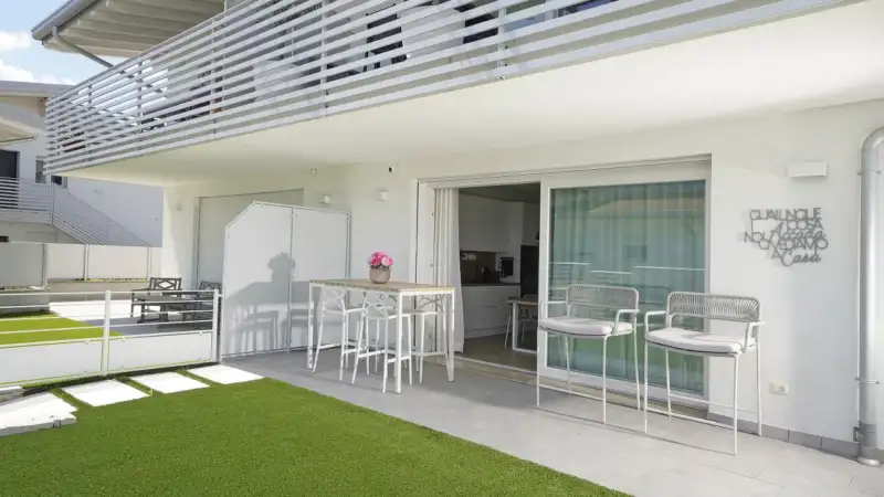 Appartamento al piano terra con totale vista lago a Polpenazze del Garda, Polpenazze del Garda