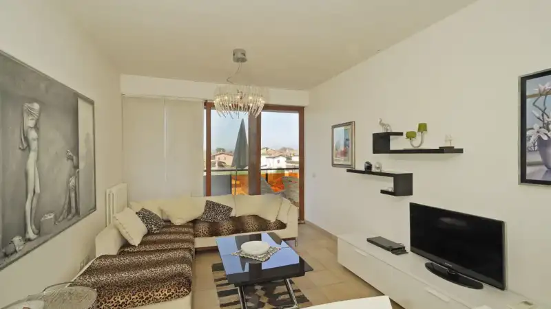 Trilocale con Vista Lago in Vendita a Lugana, Sirmione, Sirmione