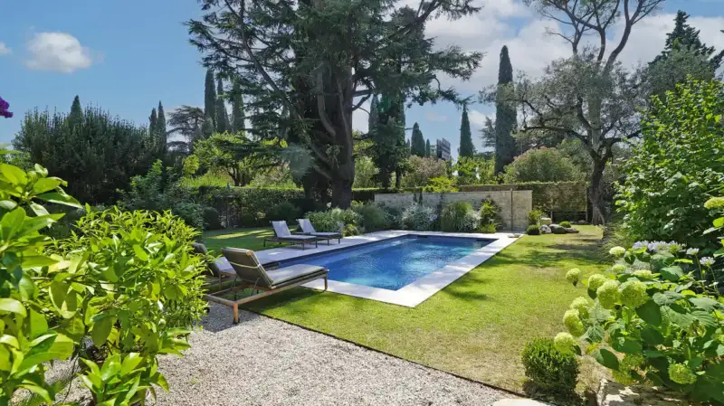 Villa singola con piscina e giardino nel Promontorio di Bornico, Toscolano Maderno