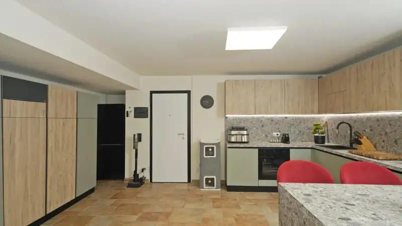 Vollständig saniertes Loft mit eigenem Eingang in Manerba del Garda, Manerba del Garda