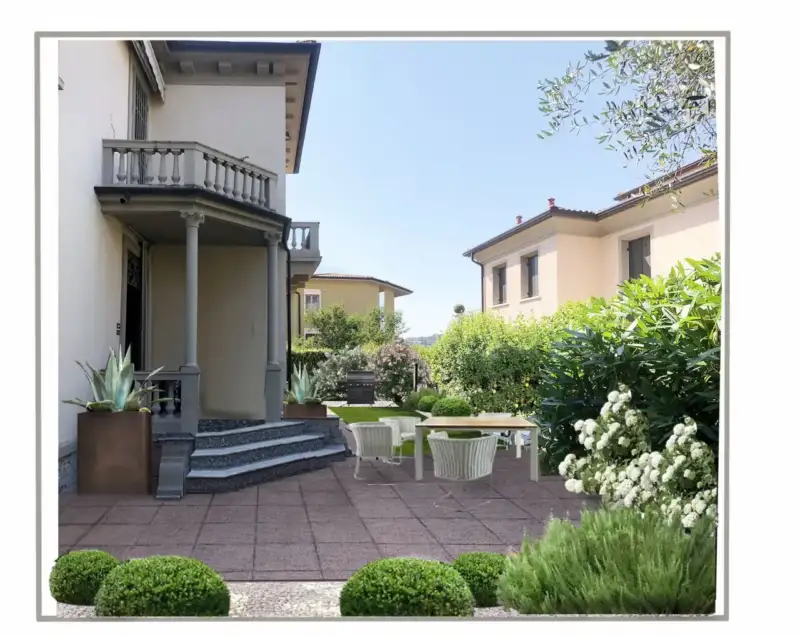 Elegante Villa aus der Epoche im Herzen von Salò mit großem Privatgarten, Salò