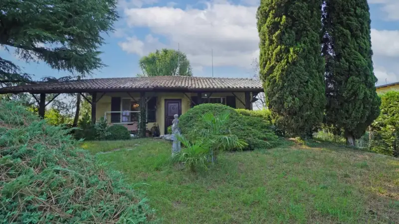 Villa singola con vista lago e giardino a Padenghe sul Garda, Padenghe sul Garda