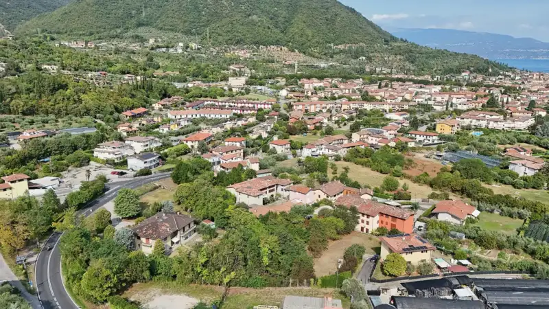 Grundstück in Campoverde, Salò, Salò