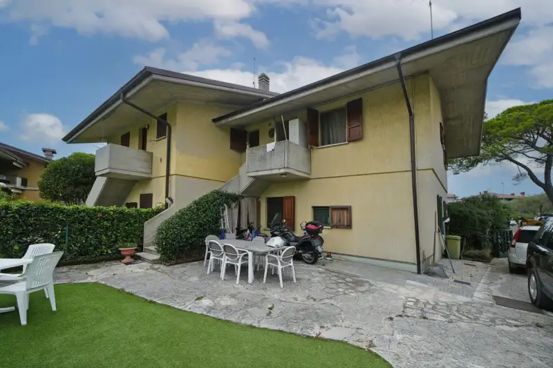 Trilocale con giardino privato a Colombare di Sirmione – zero spese condominiali, Sirmione