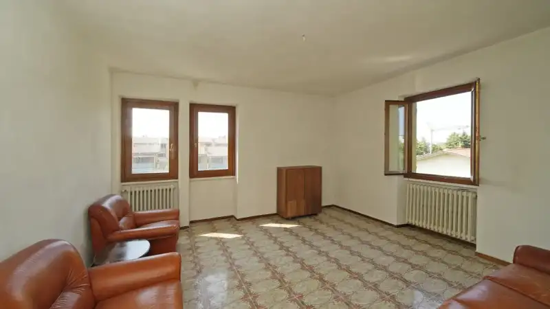 Quadrilocale in zona residenziale a Desenzano, Desenzano del Garda